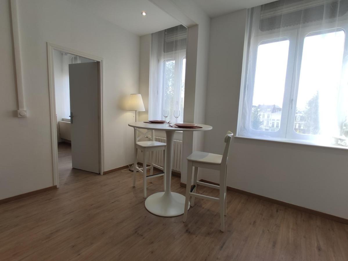 Residence Jehan Froissart Valenciennes Buitenkant foto